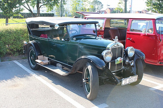 "39. Oldtimer rally"  ... sa START-a u Zagreb-u...