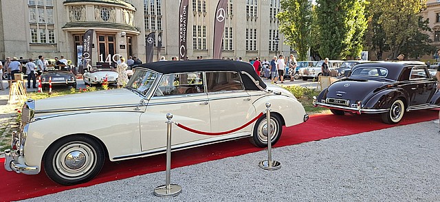 Zvijezde pod zvijezdama...izložba Mercedes Benz klasičnih automobila